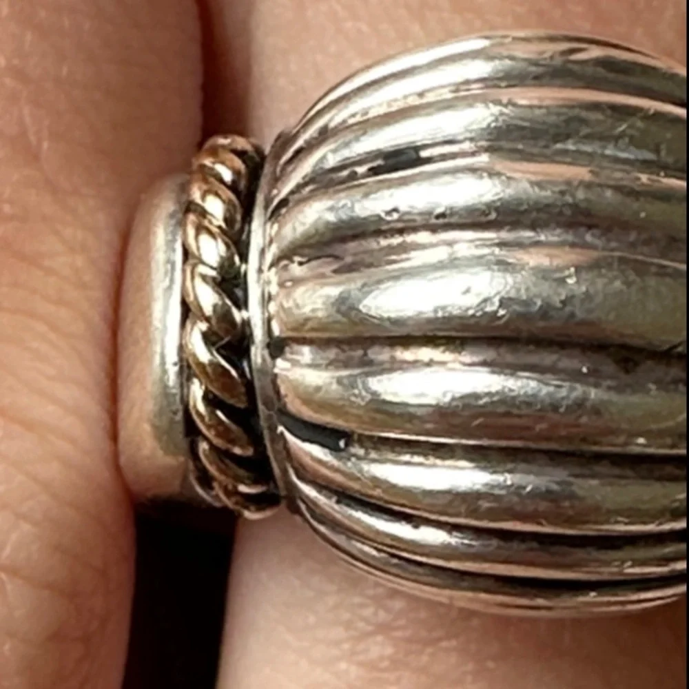 925 silver 14k yellow gold Elegant Silver Ring - Picture 6 of 13